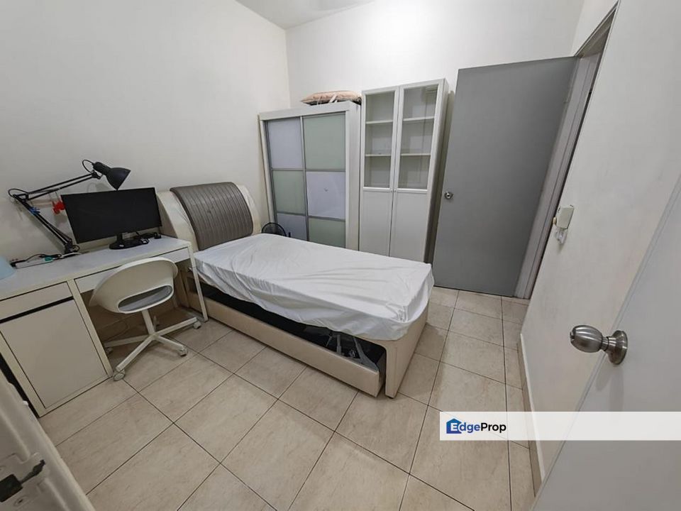 Taman setia tropika double storey terrace house for sale, Johor, Setia Tropika