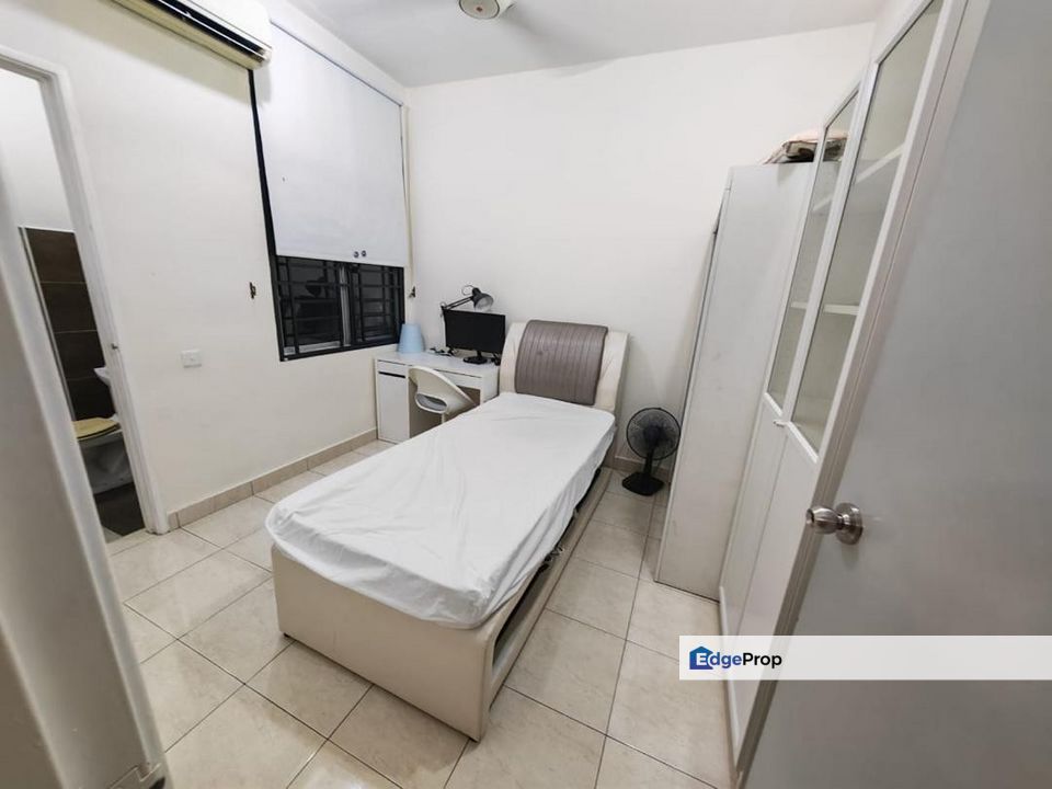 Taman setia tropika double storey terrace house for sale, Johor, Setia Tropika
