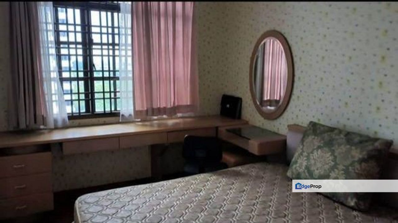 Town area three bedroom apartment for rent, Johor, Johor Bahru
