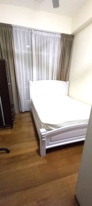 partially furnished 3 bedroom apartment for sale @ Strait View Town area, Johor, Johor Bahru