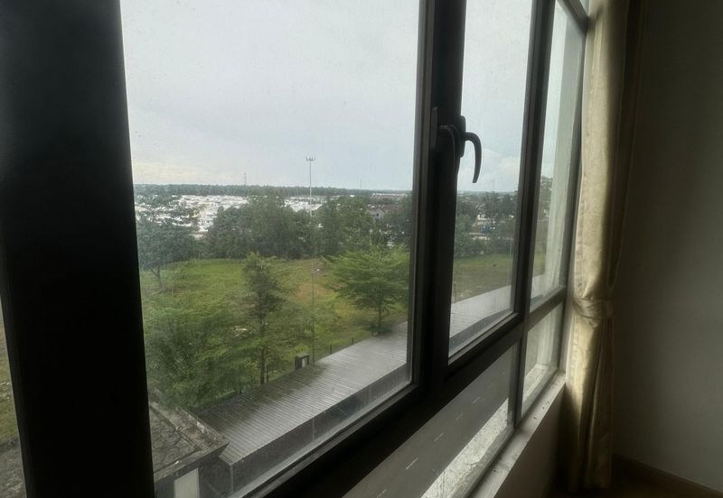 D'Summit Residences @ Kempas Utama