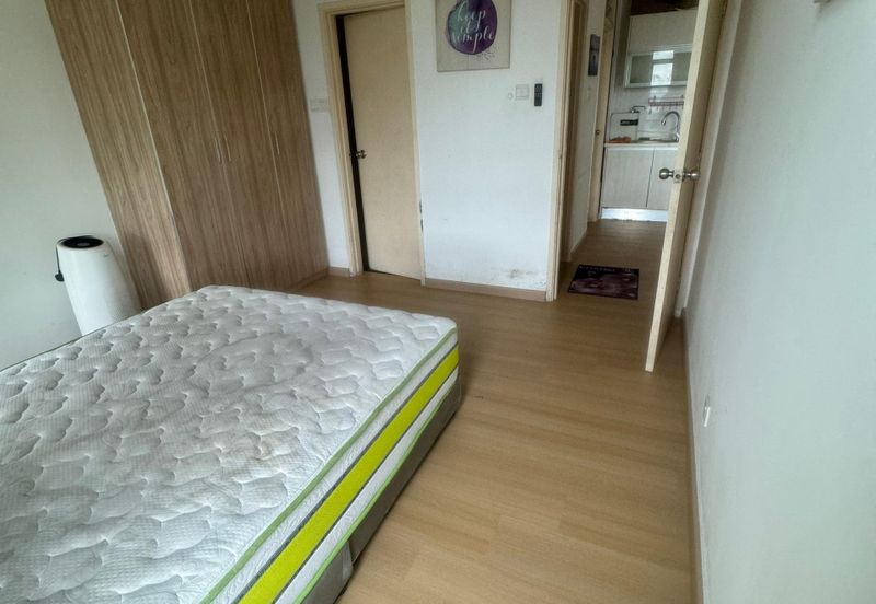 D'Summit Residences @ Kempas Utama