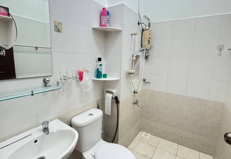 Taman Austin Heights