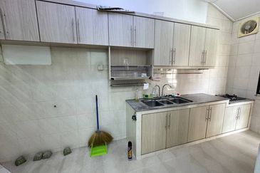 Taman Austin Heights