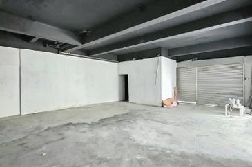 Taman Mount Austin Commercial