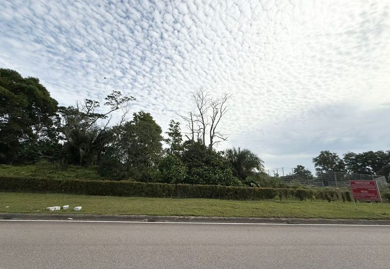 Desa Palma, Nasa City