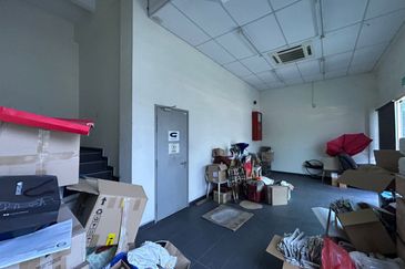 Kempas Utama Industrial Park