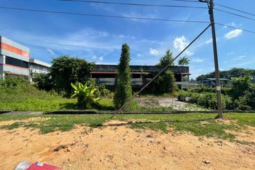 Batu Pahat Industry Land for Sale