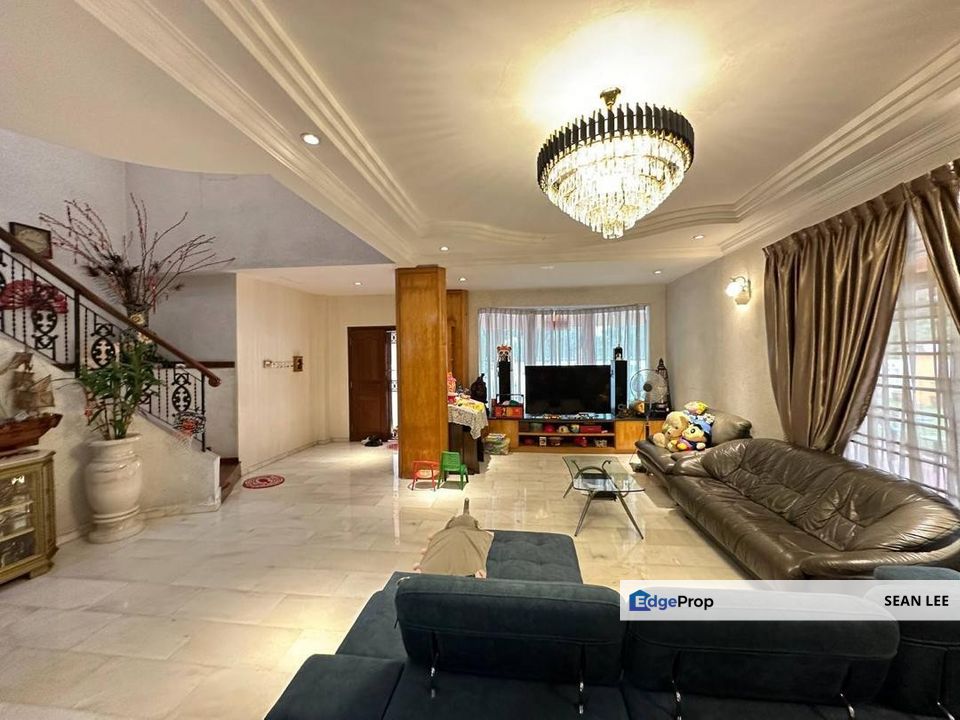 🏡 Taman Bukit Rinting Double Storey Semi-Detached House For Sale, Johor, Masai