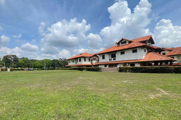 Indah Villa, Permas Jaya Bungalow Residential Lands For Sale