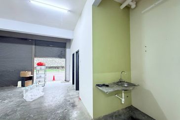 Taman Austin Perdana