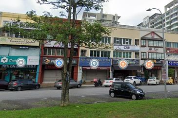 Taman Mount Austin Commercial