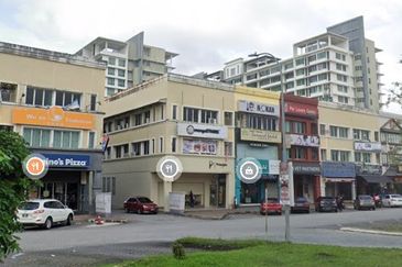 Taman Mount Austin Commercial