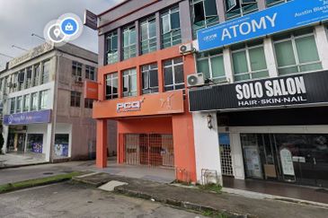 Taman Mount Austin Commercial