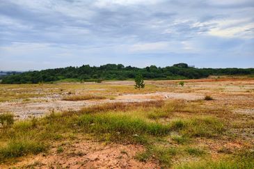 Aman Saujana Residential Land For Sale 住宅地出售