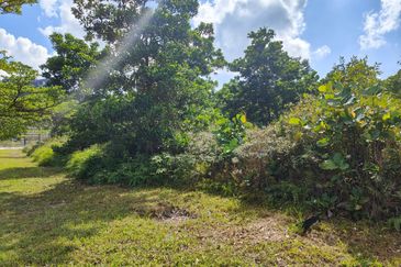 Kempas Lama Residential Land for Sale 甘拔士住宅发展土地皮出售