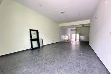 Tanjung Kupang Medium Industrial Land For Sale 优质中型工业地出售