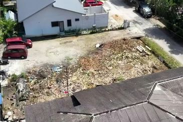 Kampung Seri Plentong Residential Land For Sale 避兰东住宅地出售