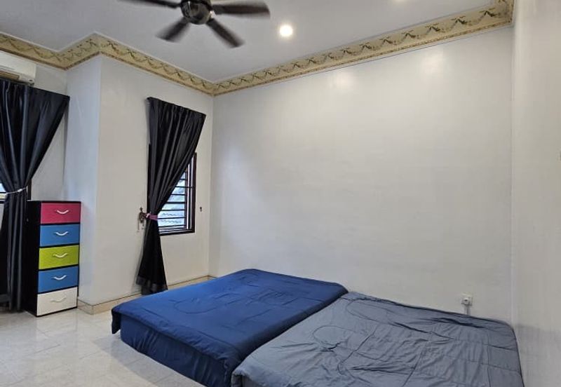 Taman Desa Cemerlang