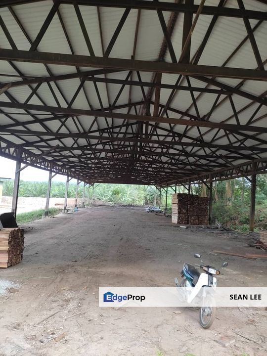 Mersing Industrial Land with Factory for Sale 丰盛港工业地连厂房出售, Johor, Mersing