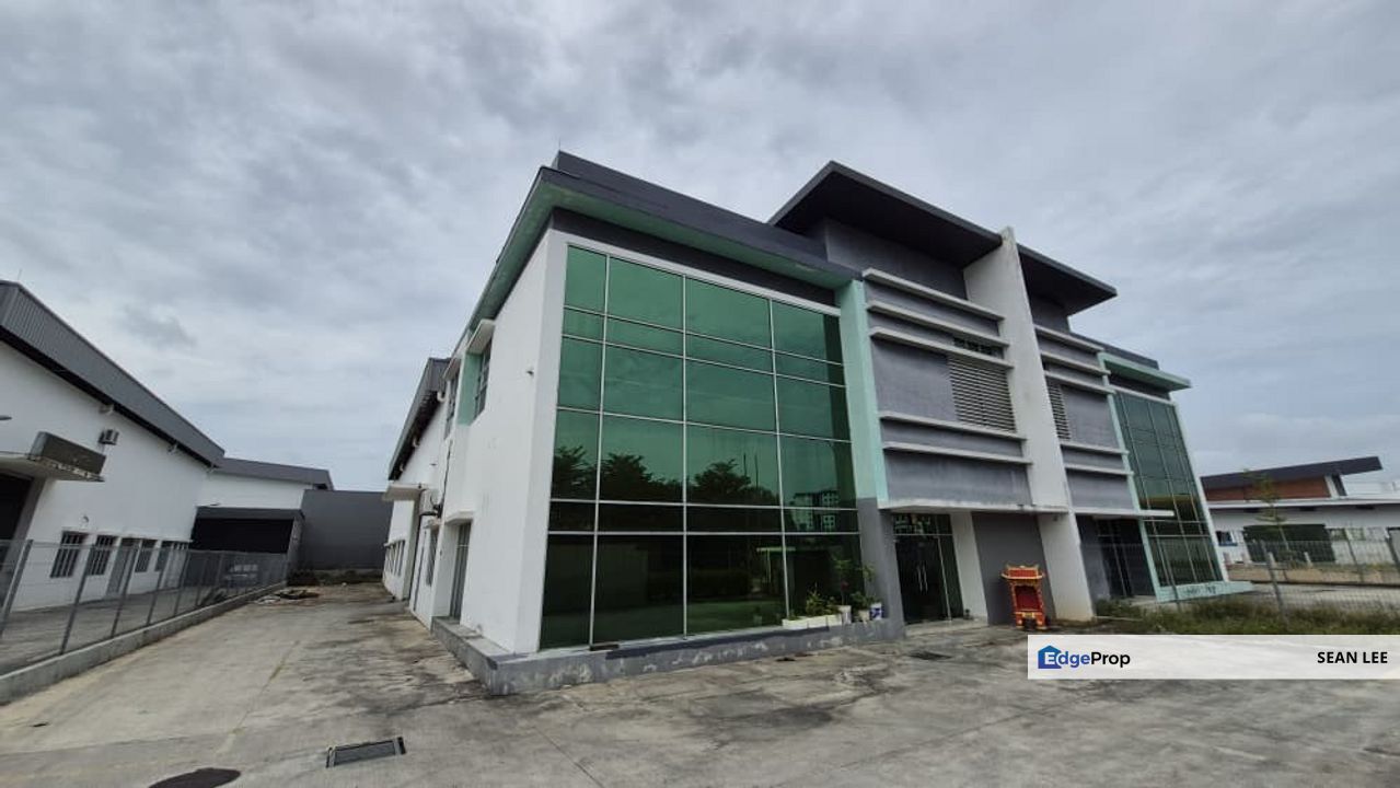 Kulai SME City Indahpura Semi-D Factory for Rent 古来半独立式厂房出租, Johor, Kulai