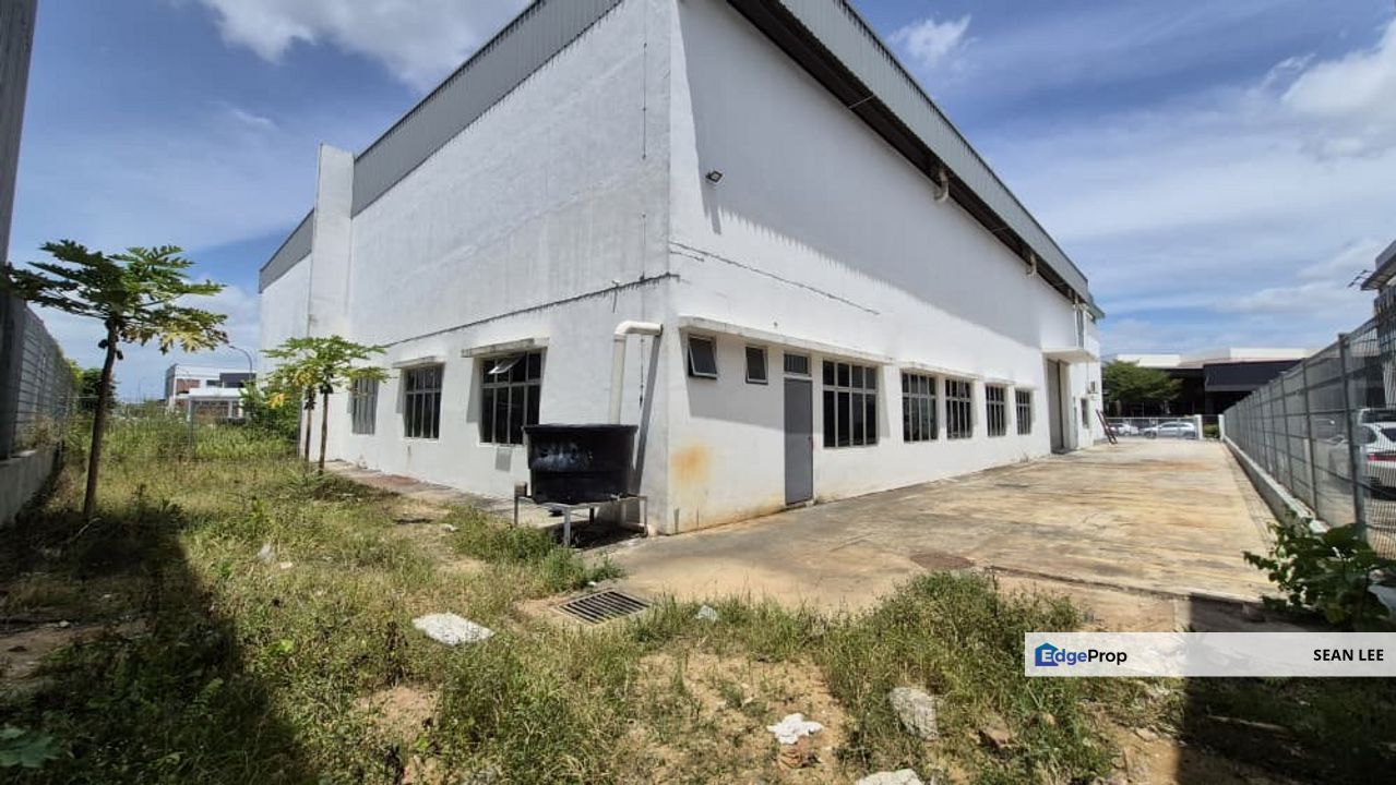 Kulai SME City Indahpura Semi-D Factory for Rent 古来半独立式厂房出租, Johor, Kulai