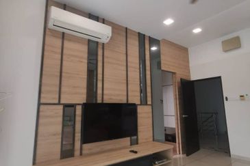 Oleander @ Kempas Utama