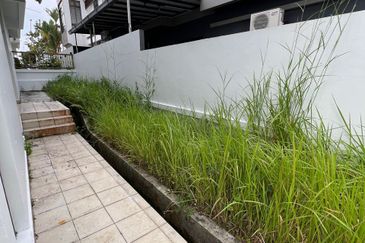 Setia Tropika Cluster house for SALE 