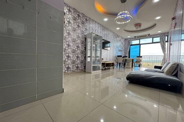 Seri Austin Luxury Apartment