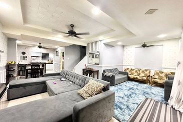 Gelang Patah@Double Storey Medium Endlot For Sale