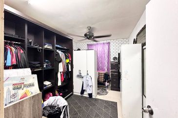 Gelang Patah@Double Storey Medium Endlot For Sale