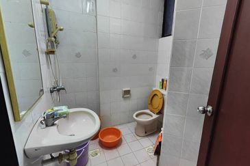 Mewah View Luxurious Apartments