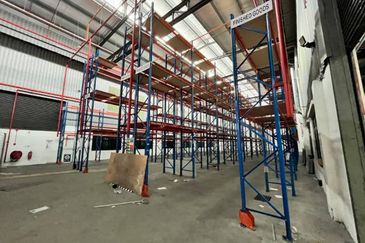 Gelang Patah 2 acre Adjoining Factory For Rent