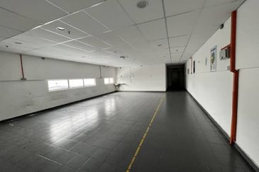 Gelang Patah 2 acre Adjoining Factory For Rent