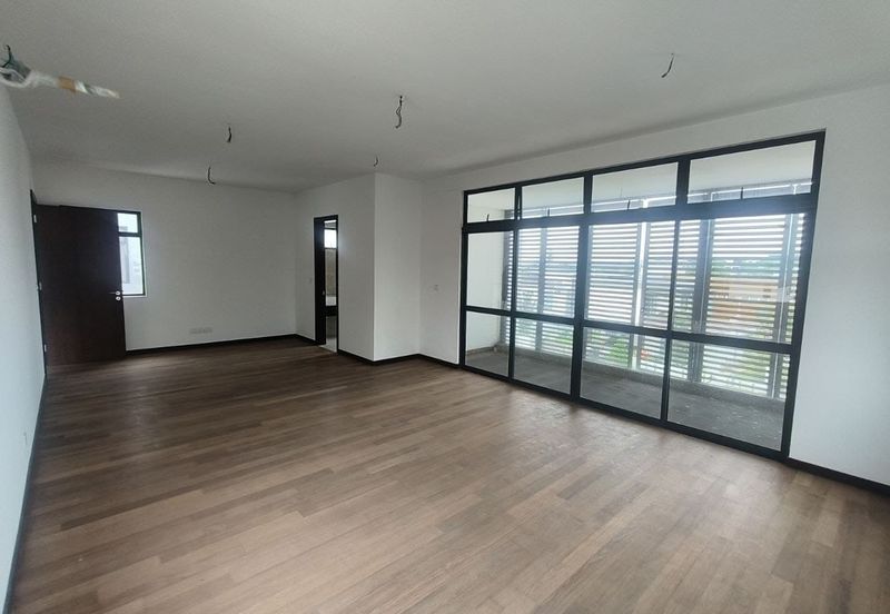 Horizon Hill 2.5 storey Banglow For Sale