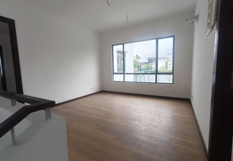 Horizon Hill 2.5 storey Banglow For Sale