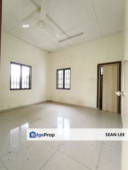 Taman Nong Chik Bungalow FOR SALE, Johor, Johor Bahru