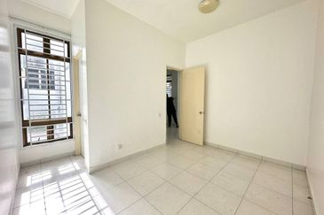 Setia Tropika 2 Storey Cluster House For Sale