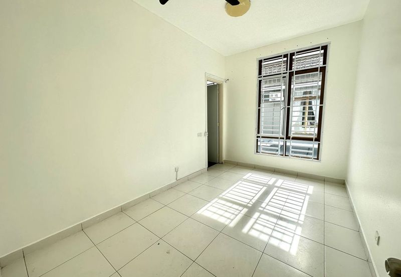 Setia Tropika 2 Storey Cluster House For Sale