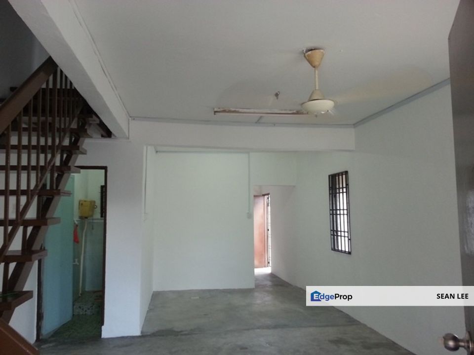 Taman Puteri Wangsa 2 sty Low Cost House For Sale, Johor, Ulu Tiram