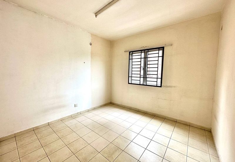 Prima Regency (Abbey Court)