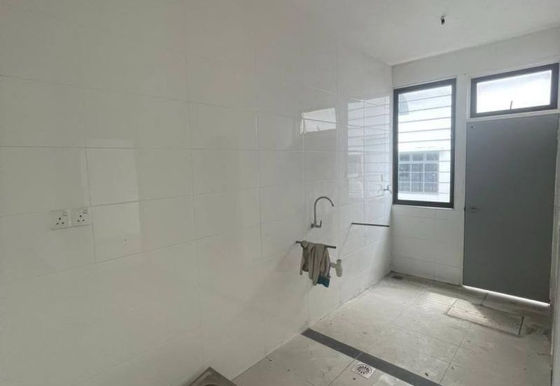Setia Tropika Double Storey Terrace House For Sale
