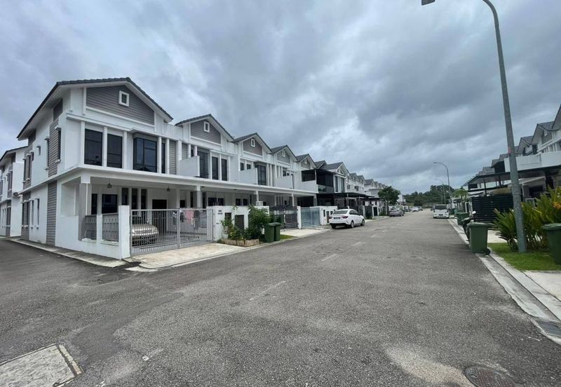 Setia Tropika Double Storey Terrace House For Sale