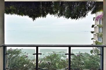 Carnelian Tower Forest City