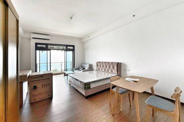 Carnelian Tower Forest City