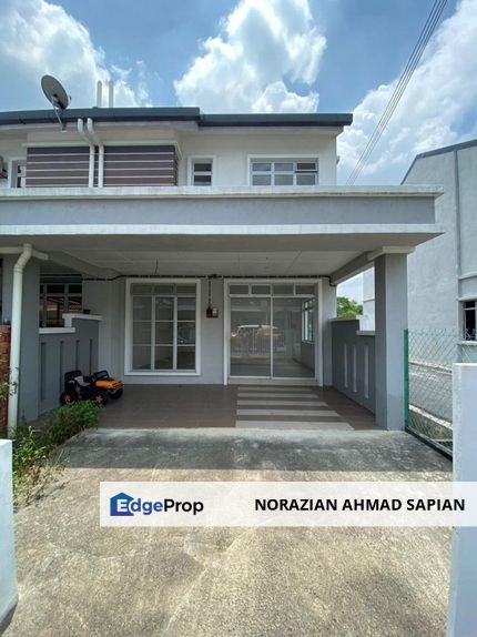 Taman Langat Utama Double Storey For Sale Basic Unit, Selangor, Banting