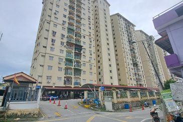 Pangsapuri Saujana Gombak