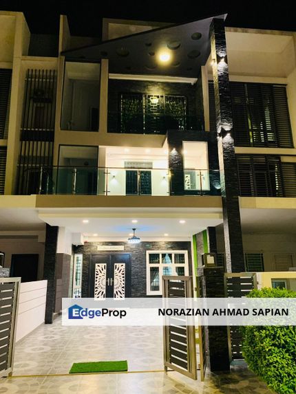 Taman Desiran Bayu 3 Storey For Sale Partly Furnished, Kuala Lumpur, Setapak