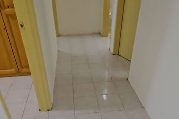 Pangsapuri Damai, Subang Bestari