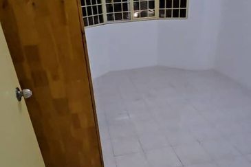 Pangsapuri Damai, Subang Bestari